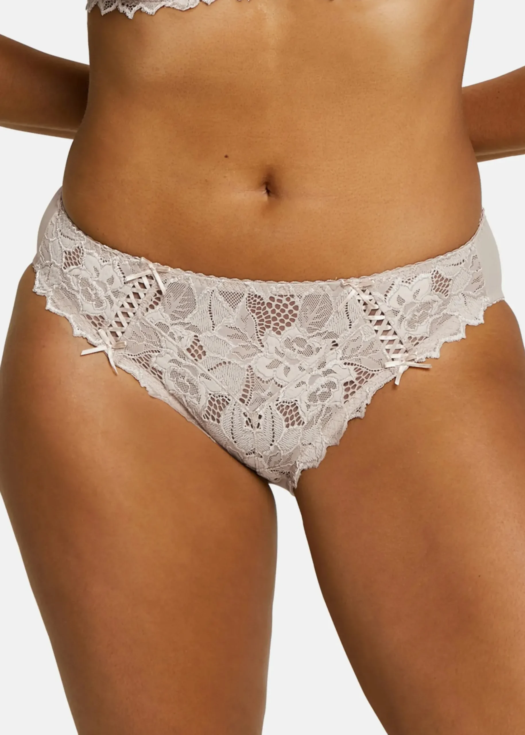 Briefs Arum