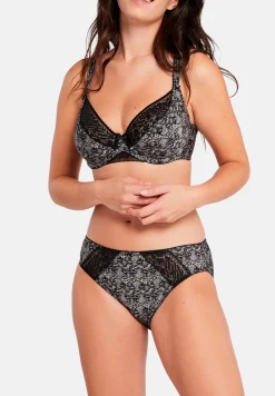 Briefs Nour