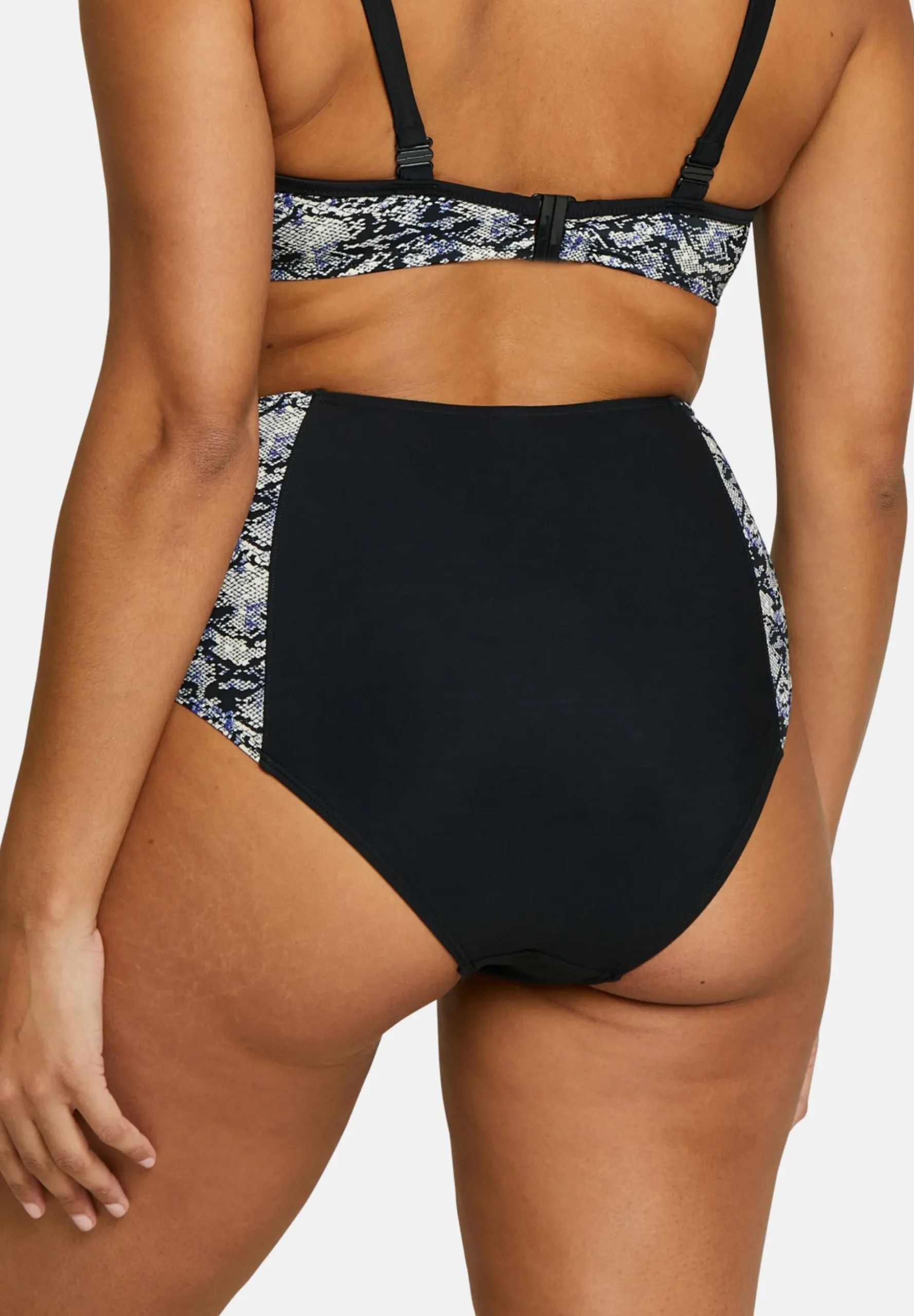 High waisted bikini medium Briefs At the world's end