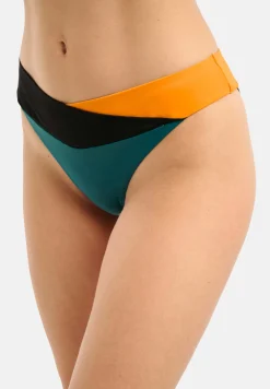 High-cut bikini Briefs Beyond the Beach