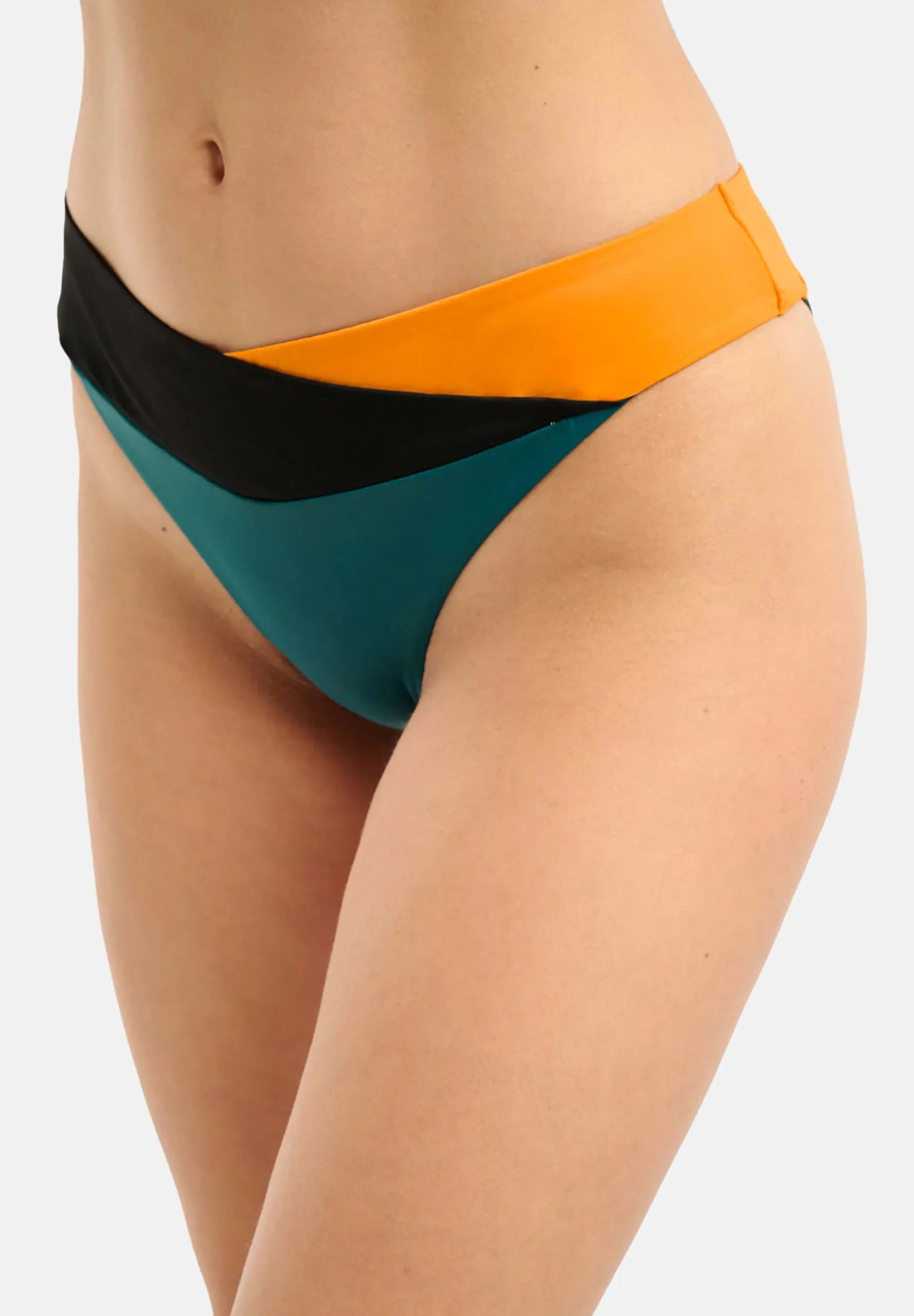 High-cut bikini Briefs Beyond the Beach