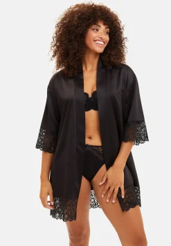 Kimono Flirt