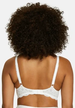 Lightly lined spacer bra Ariane