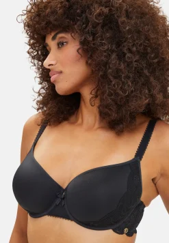 Lightly lined spacer bra Ariane