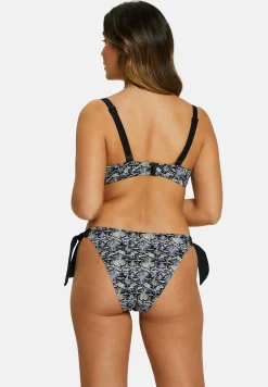 Lightly lined underwired bikini top At the world's end