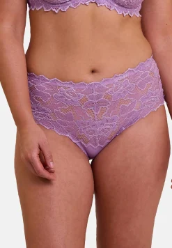 Medium briefs Arum