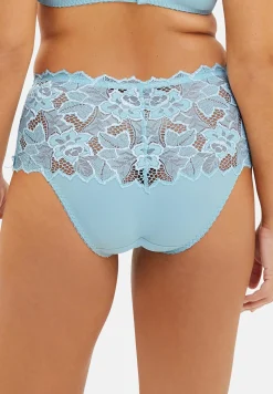 Medium briefs Arum