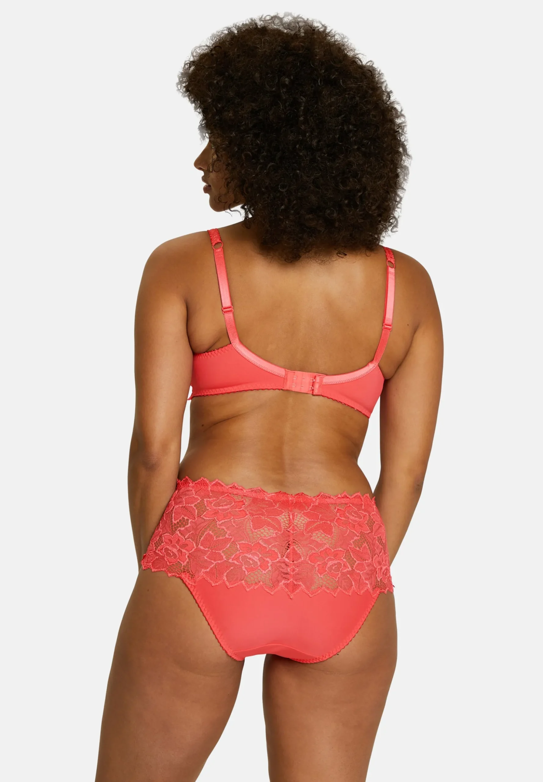 Medium Briefs Arum