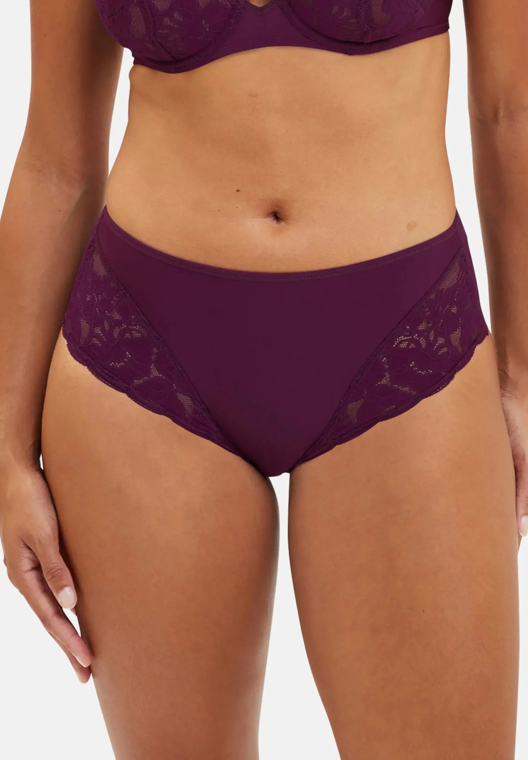 Medium briefs Romance