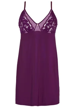 Nightdress Romance