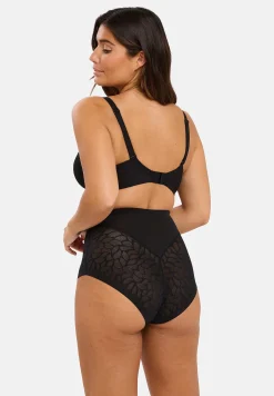 Sculpting bra Perfect curves