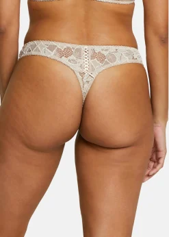Thong Arum