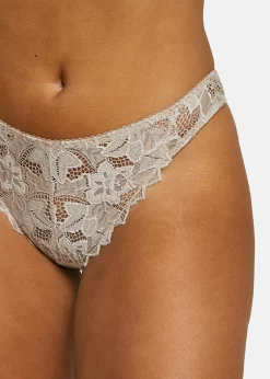Thong Arum