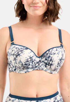 Underwired bikini top All in the details