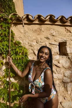 Underwired one-piece swimsuit Fidji