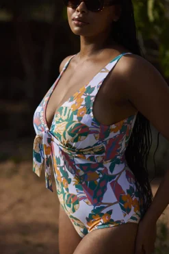 Underwired one-piece swimsuit Fidji