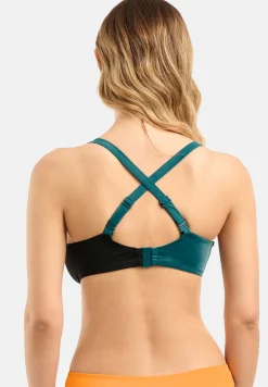 Wireless bikini top Beyond the Beach
