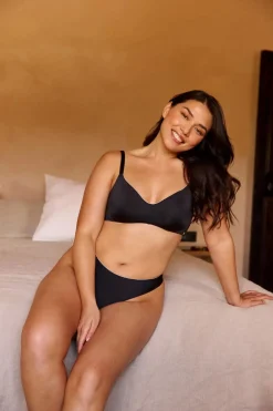 Wireless molded bra Unseen
